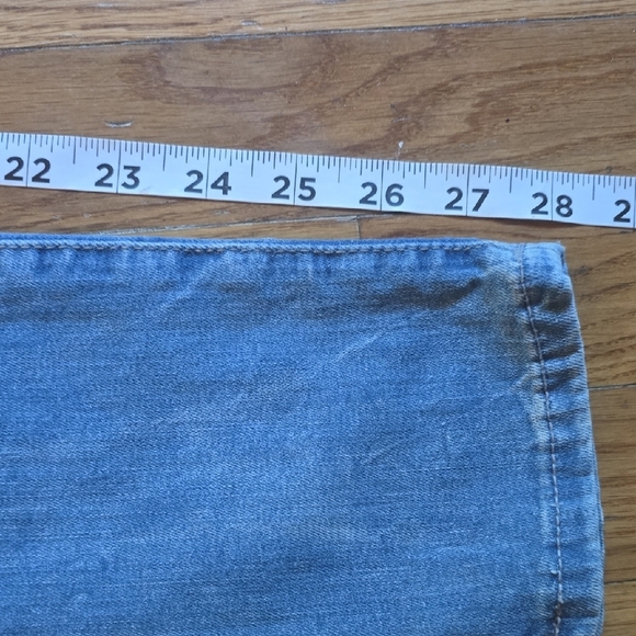 Refuge High Rise Blue Jeans - Picture 8 of 9